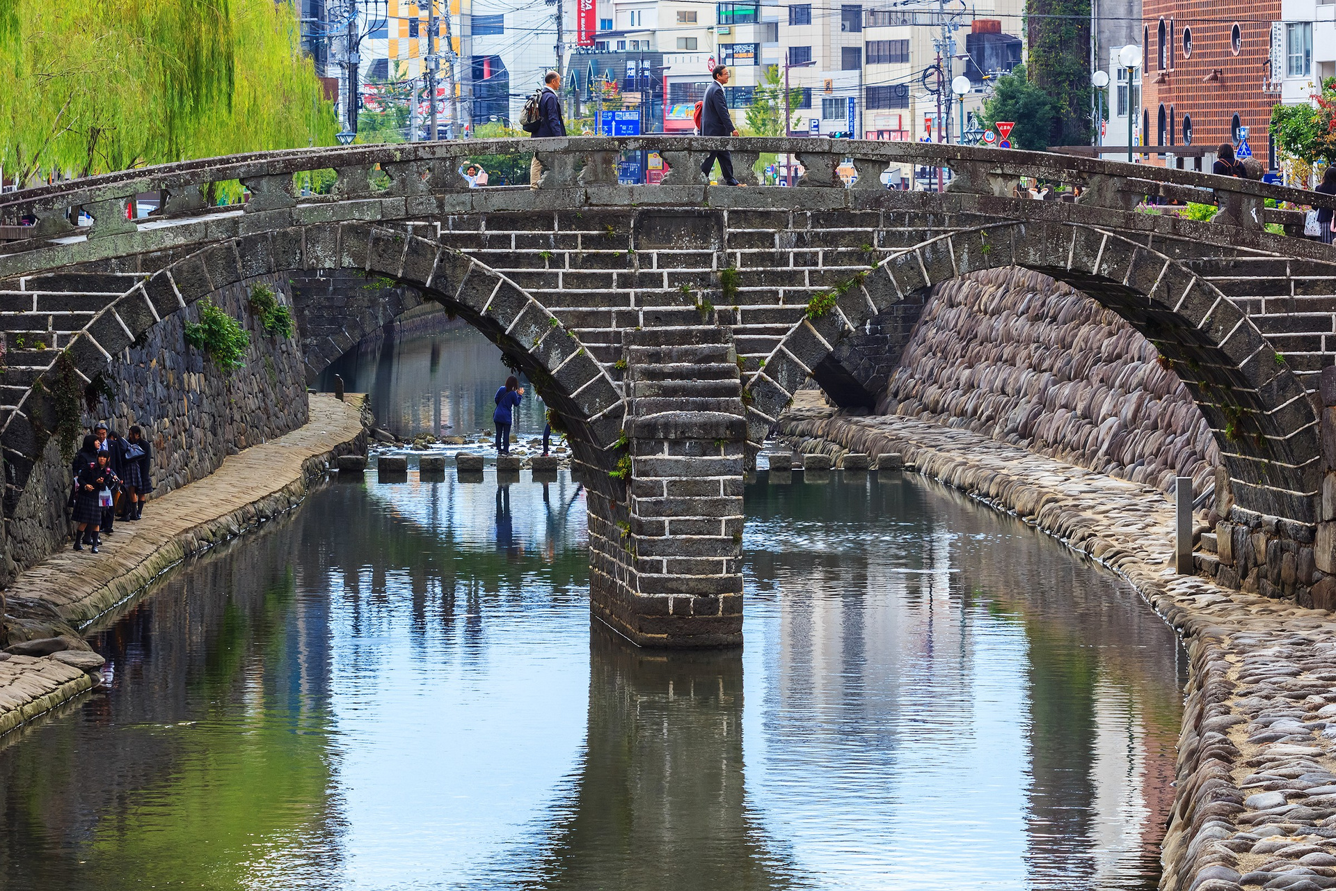 Raw Riverside Meganebashi Bridge (Nagasaki), Nagasaki City: Highlights & Access | RAW ...