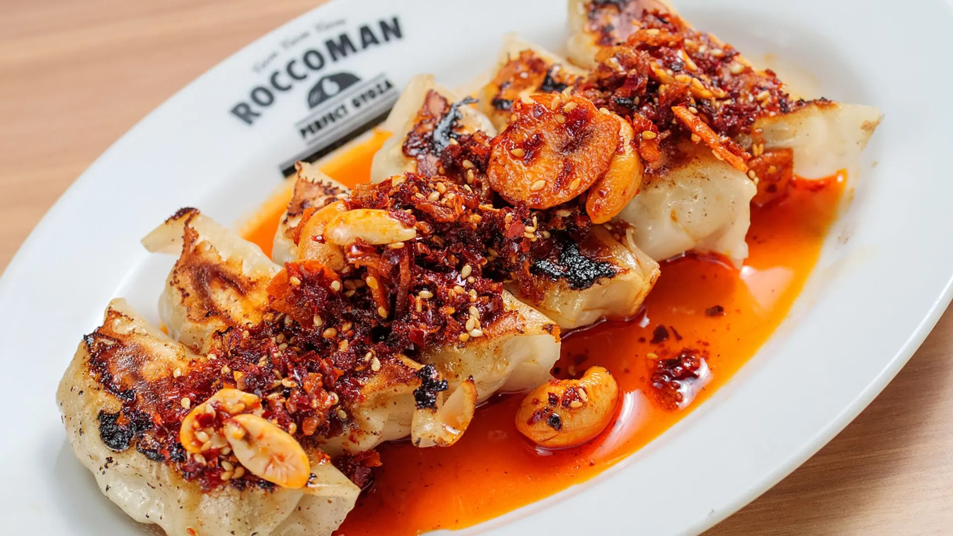 Gyoza “Sempurna” Hadir di Shinjuku—ROCCOMAN Resmi Dibuka 18 Juni!