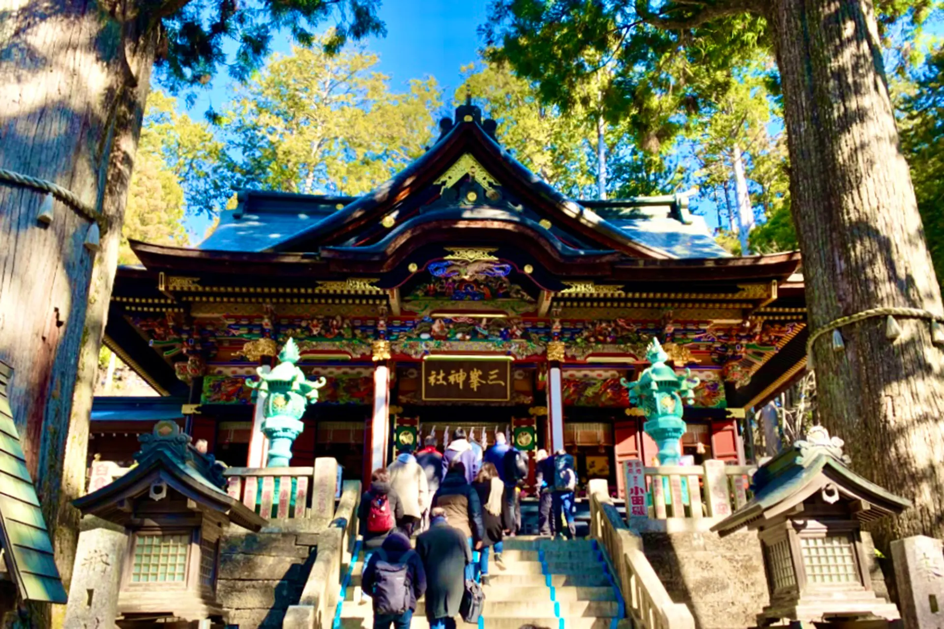 三峯神社1.jpg