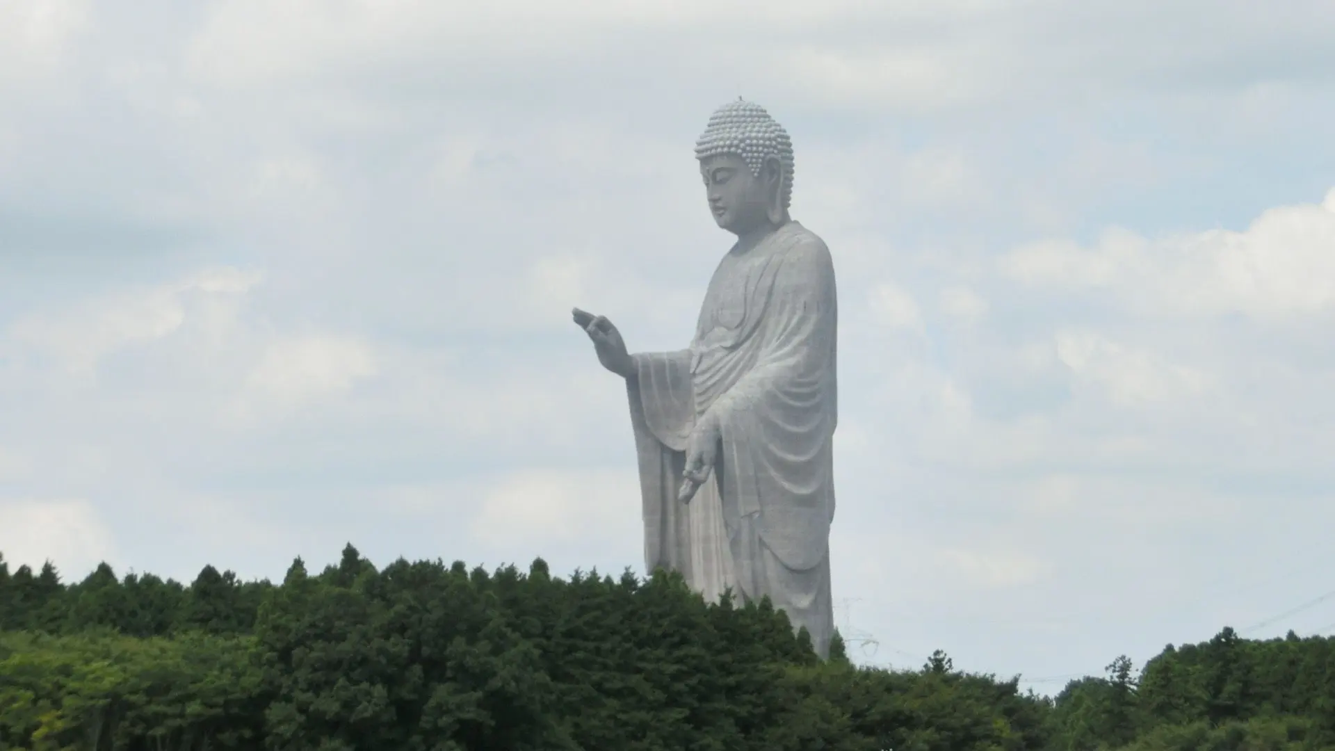 Top 15 Gigantic Monuments in Japan — From Buddhas to Bots, It’s All About Height